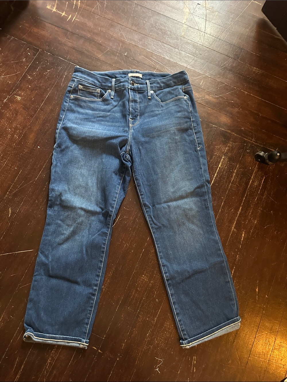 Good American Indigo Cropped Straight Leg Jeans